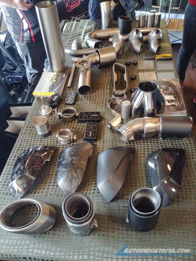 Akrapovic image