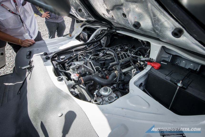 Mitsubishi L300 Euro4 makes 2019 comeback, starts at PhP 804,000 image