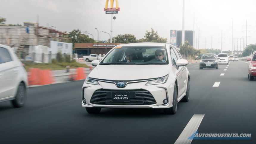 2020 Toyota Corolla Altis Hybrid used 3.28L from Manila-Tagaytay image