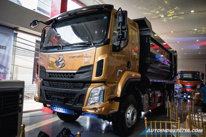 ChengLong launches new light and medium duty trucks image