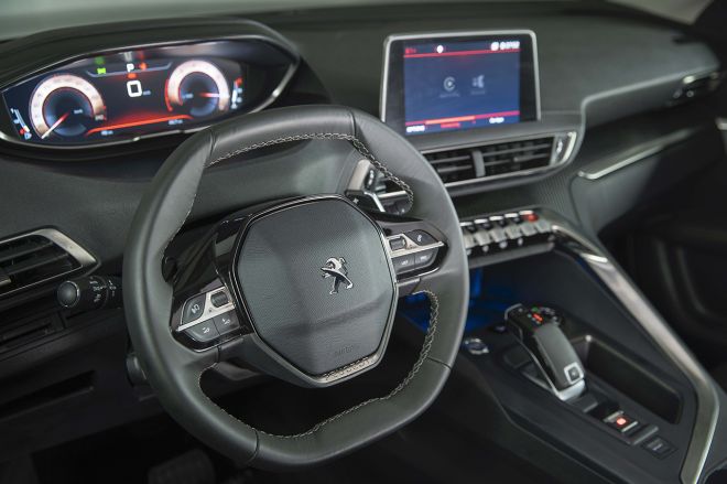 Peugeot sinks its claws into PH with 3008 Active Petrol image