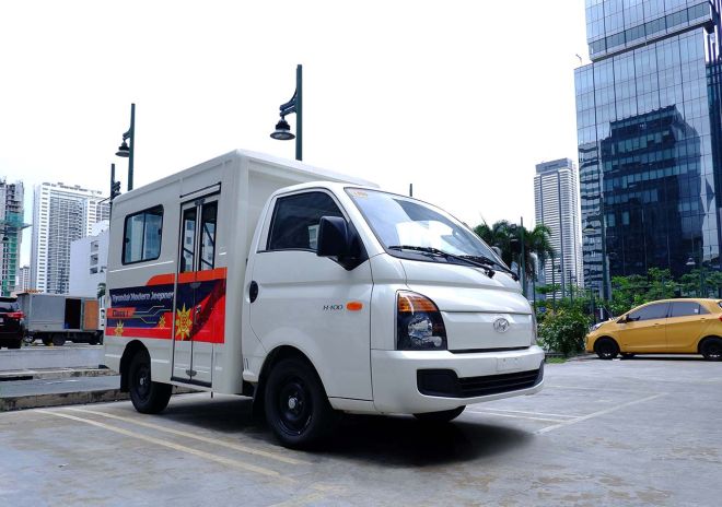Hyundai Modern Jeepneys get DOTr 