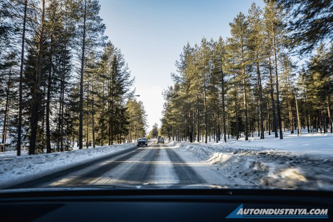 Six Tips for Driving on Snow and Cold Climate image