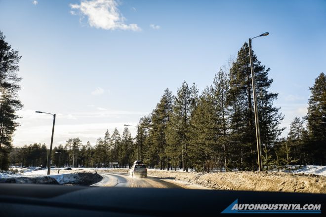 Six Tips for Driving on Snow and Cold Climate image