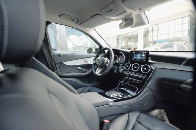 Mercedes-Benz PH ushers in 2020 GLC, V-Class image