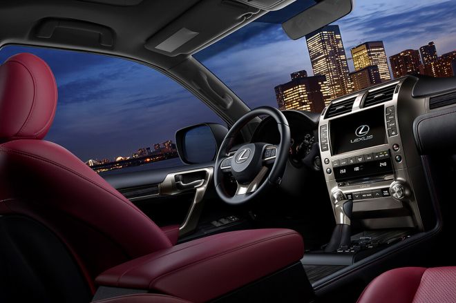 Lexus PH quietly reveals spindle grill GX 460, starts at Php 5.898M image
