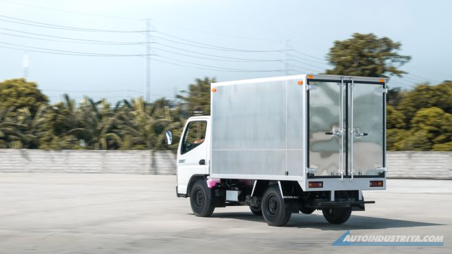 Fuso Canter FE image