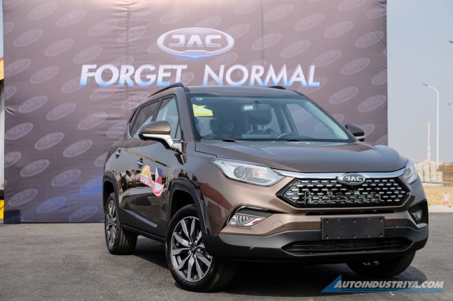 First Impressions: 2020 JAC T8 pick-up and S4 compact crossover image