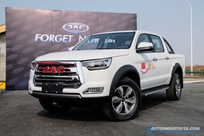 First Impressions: 2020 JAC T8 pick-up and S4 compact crossover image