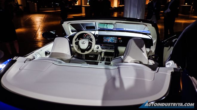 Lexus wants you to drive topless with 2020 LC500 Convertible image