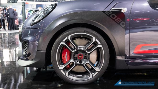 2020 Mini JCW GP is a 300HP monster hatch image