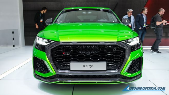 Audi RS Q8 image