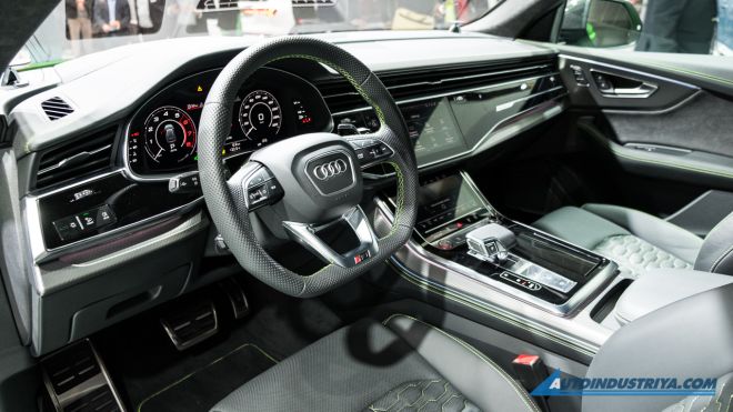 Audi RS Q8 image