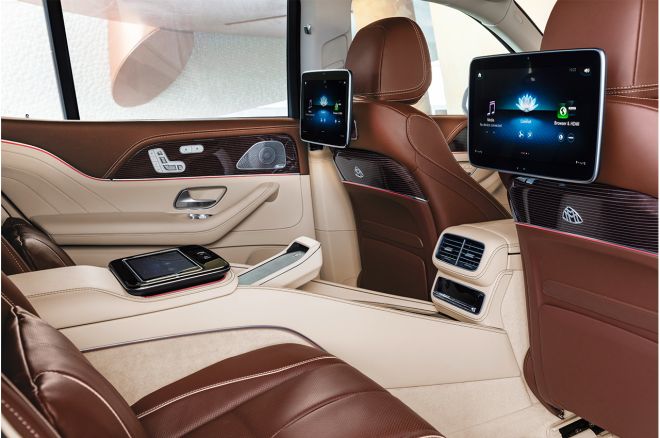 This is the Maybach version of the Mercedes-Benz GLS image