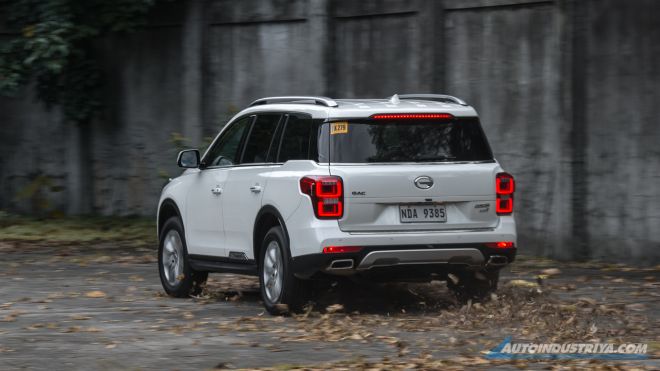 GS8 2WD image