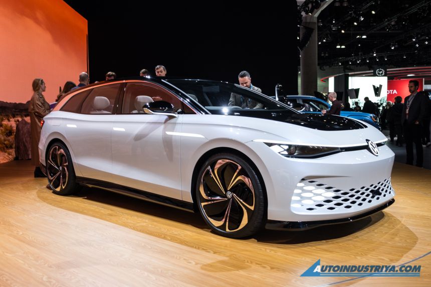 2019 LA Auto Show image