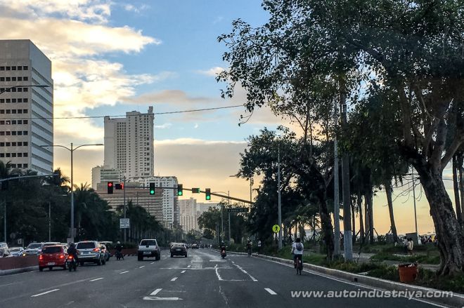 Stop-and-go traffic to be implemented along EDSA during SEA Games image