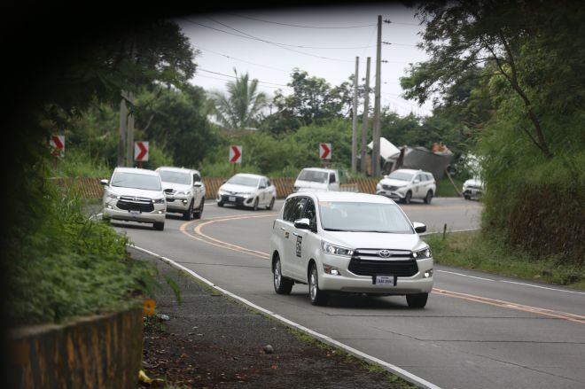 Toyota drives around the Philippines in order to build better cars image