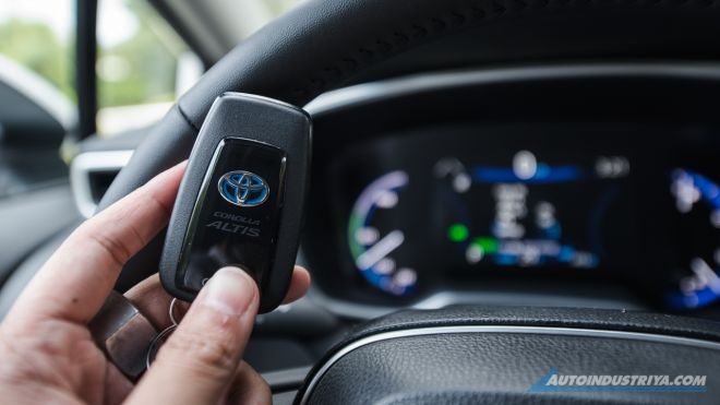 2019 Toyota Corolla Hybrid image