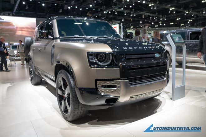 Build and buy your Land Rover Defender for Php 6.09 M image