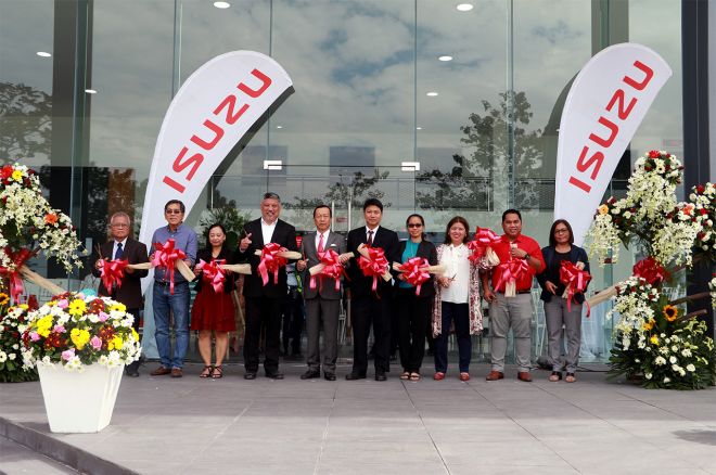 Isuzu Calapan image