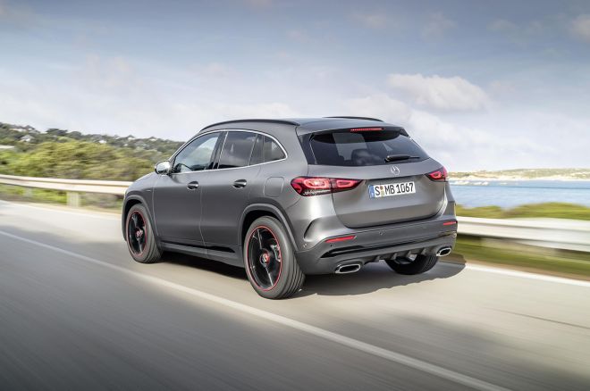 Mercedes-Benz GLA image