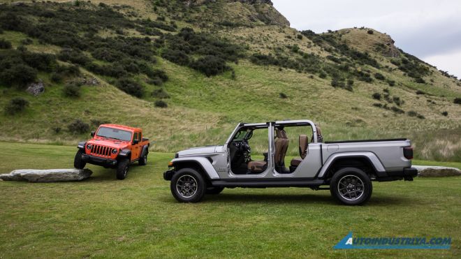 2020 Jeep Gladiator makes global launch, coming to PH mid-2020 image