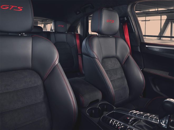 Porsche Macan GTS image
