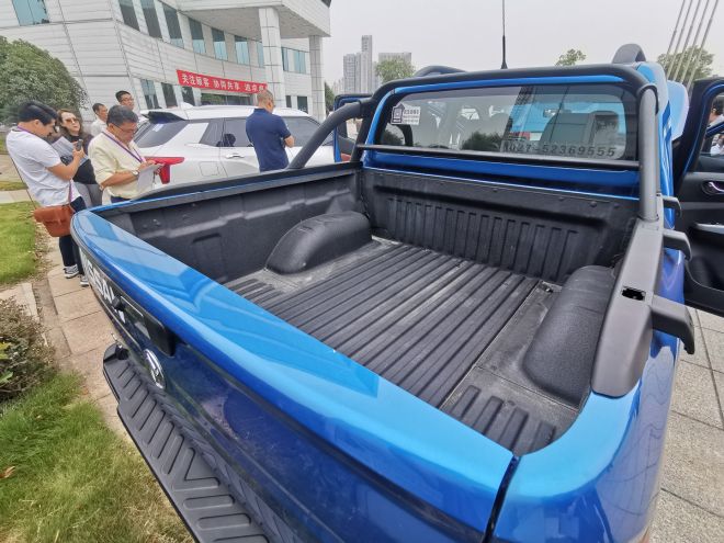 Dongfeng PH will sell Chinese version of Nissan Navara image
