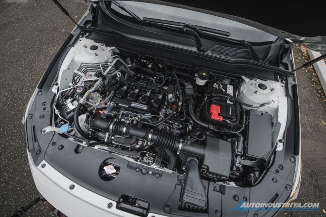 Honda Accord Review image