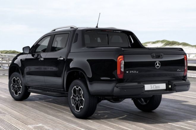 2020 Mercedes-Benz X-Class looks mean in all-black finish image