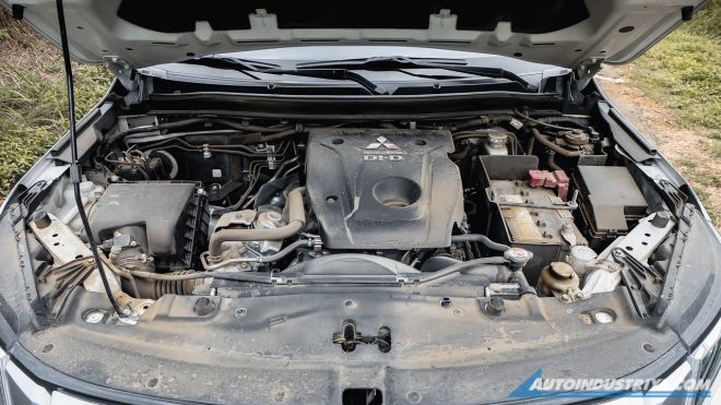 2020 Mitsubishi Strada image