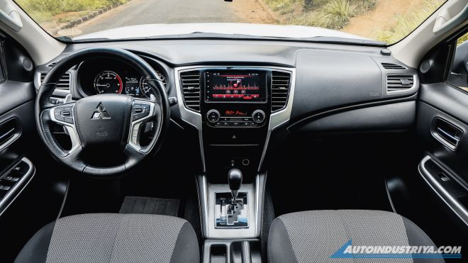 2020 Mitsubishi Strada image