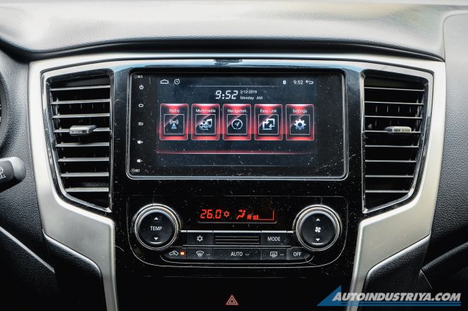 2020 Mitsubishi Strada image