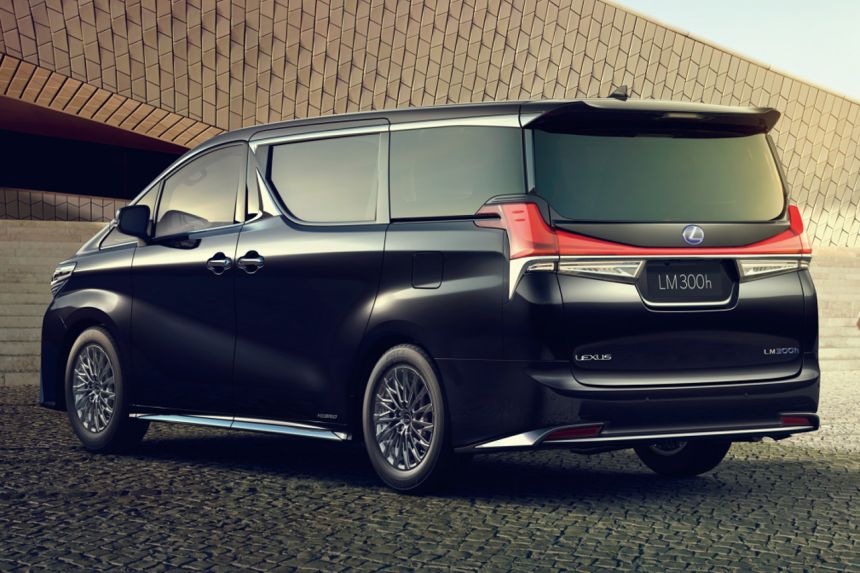 Relax in Metro Manila traffic with 2021 Lexus LM, starts at PhP 5.408M image