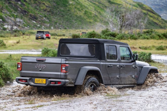 First Drive: 2020 Jeep Gladiator pick-up is functionally entertaining image