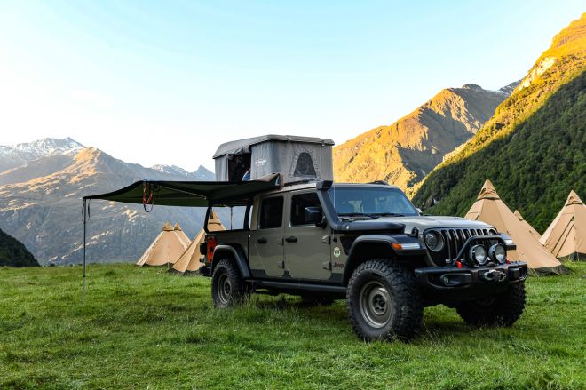 First Drive: 2020 Jeep Gladiator pick-up is functionally entertaining image