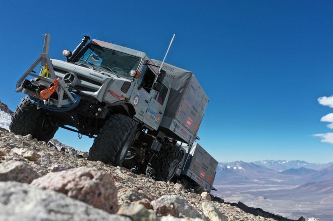 Mercedes Unimog just set a record for altitude by climbing a volcano image