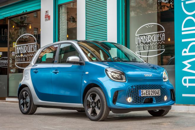 Smart goes fully electric with new EQ ForTwo, ForFour image
