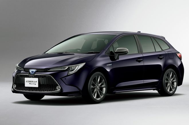 Corolla Altis Hatchback image
