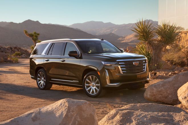 2020 Cadillac Escalade is the king of bling image