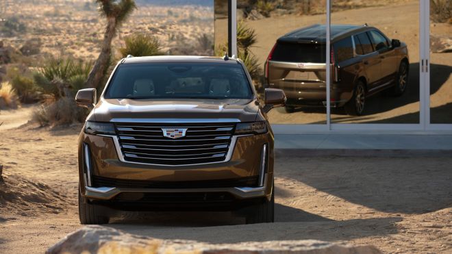 2020 Cadillac Escalade is the king of bling image