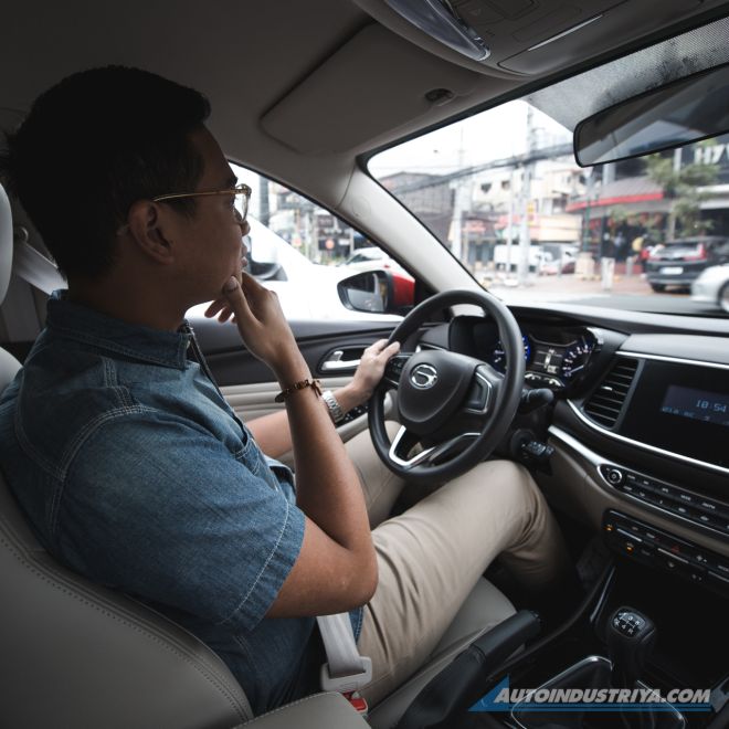 Why driving stick should still be a taught skill image