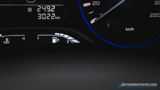 Why driving stick should still be a taught skill image