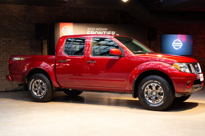 The Nissan Frontier lives on in the US, gets new V6 engine image
