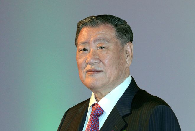 Hyundai chairman is first Korean inducted to Automotive Hall of Fame image
