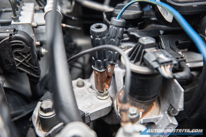 Jump starting your car the right way image