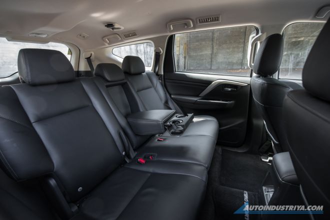 2020 Mitsubishi Montero Sport GT 4x2 image