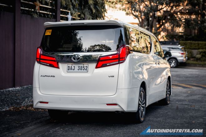 Toyota Alphard TSS image