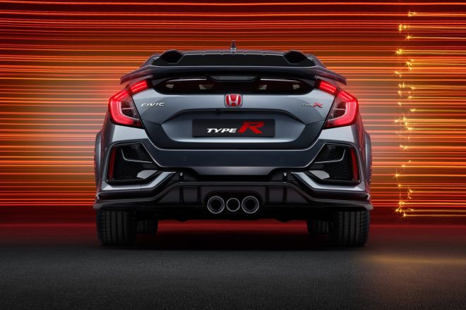Honda Civic Type R Sport Line trades big wing for more comfort image